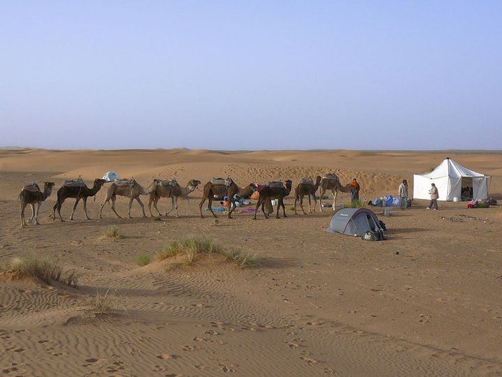 desierto de chegaga trekking